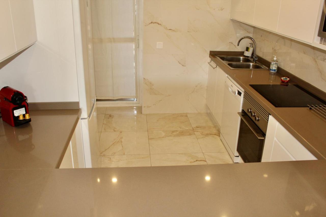 Apartment In El Presidente Beach Side New Golden Mile Естепона Екстериор снимка