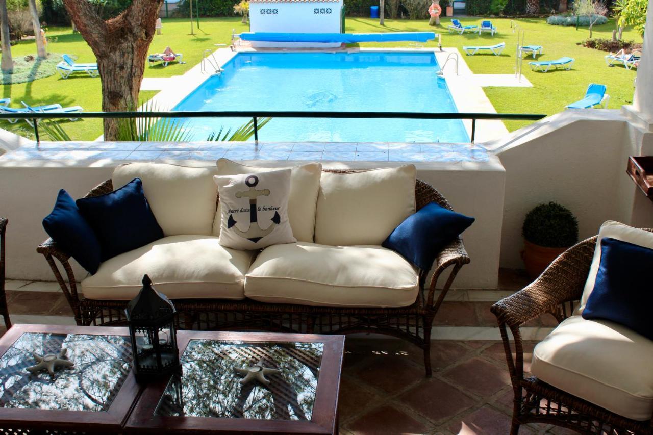 Apartment In El Presidente Beach Side New Golden Mile Естепона Екстериор снимка