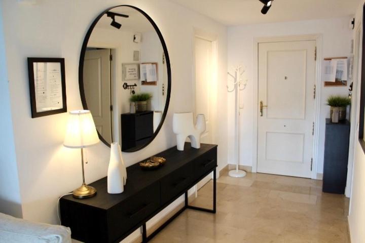Apartment In El Presidente Beach Side New Golden Mile Естепона Екстериор снимка