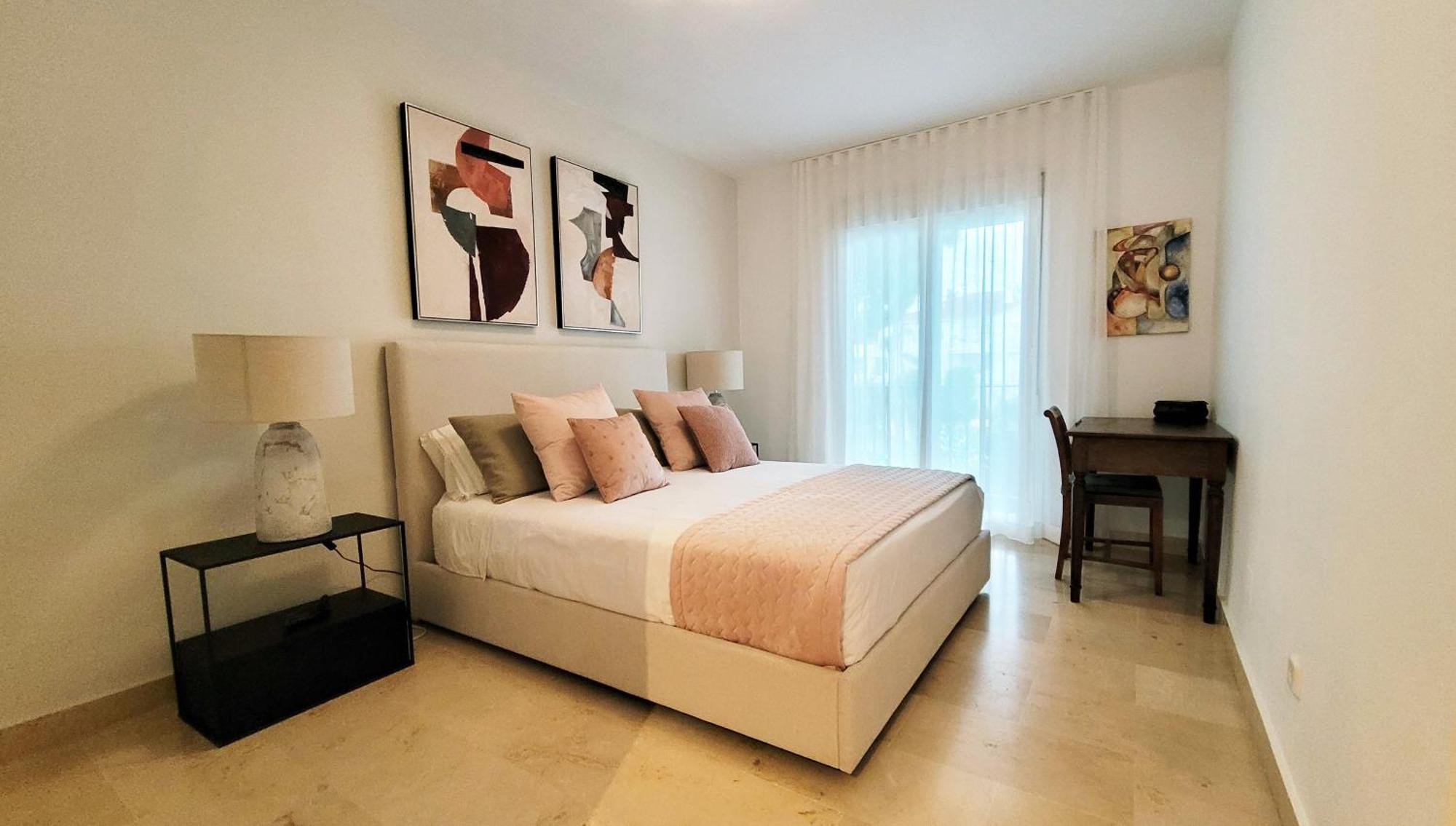 Apartment In El Presidente Beach Side New Golden Mile Естепона Екстериор снимка