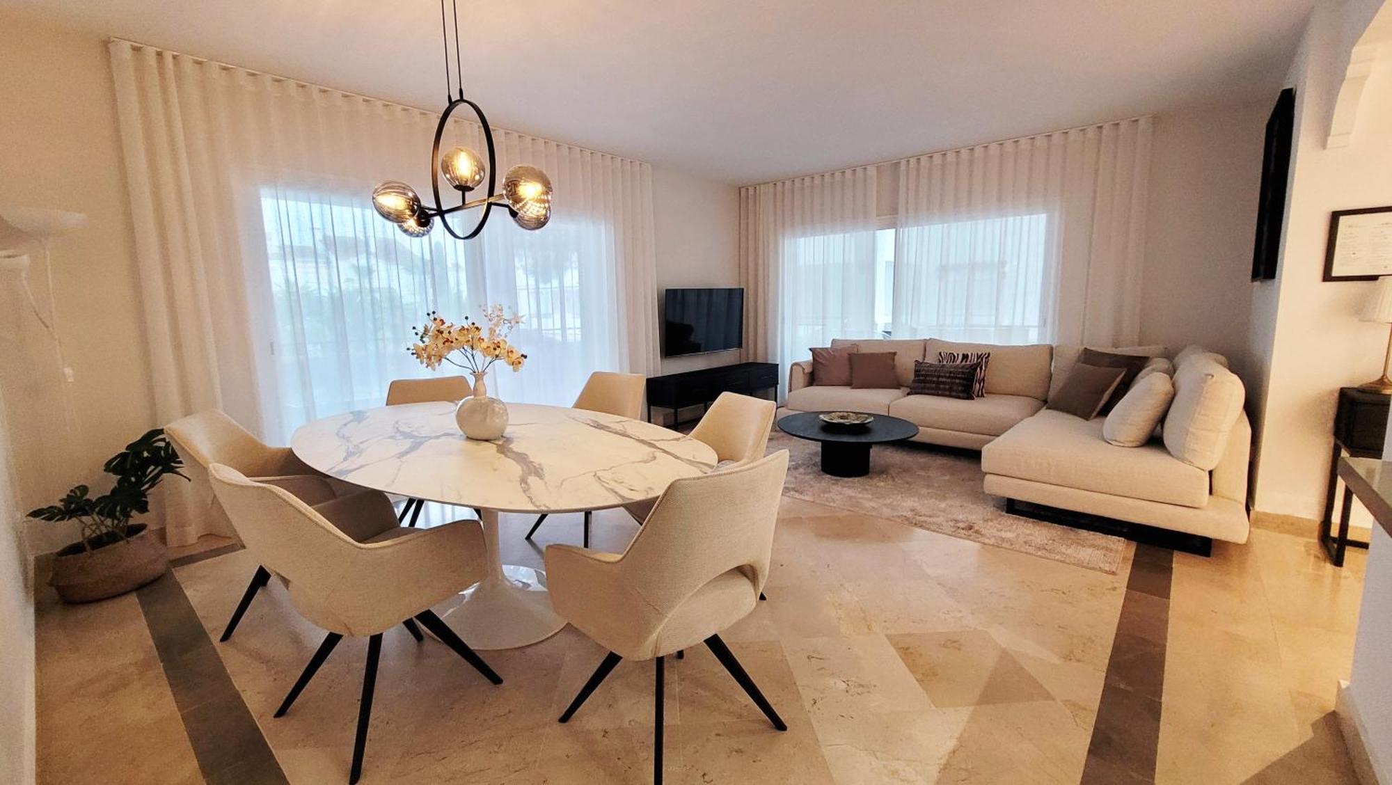 Apartment In El Presidente Beach Side New Golden Mile Естепона Екстериор снимка